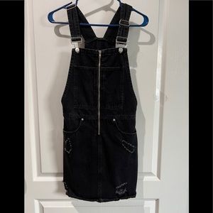 Used pocket mini dress still in good condition